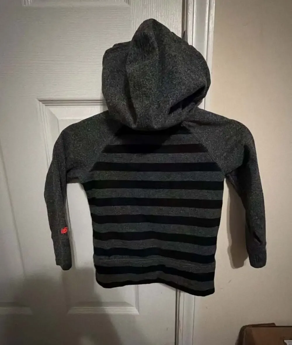 New Balance NB Heat Striped Performance Pullover Hoodie Youth Size XS 4/5